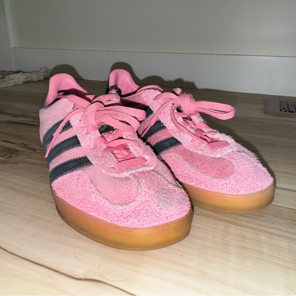 Adidas Pink Gazelle